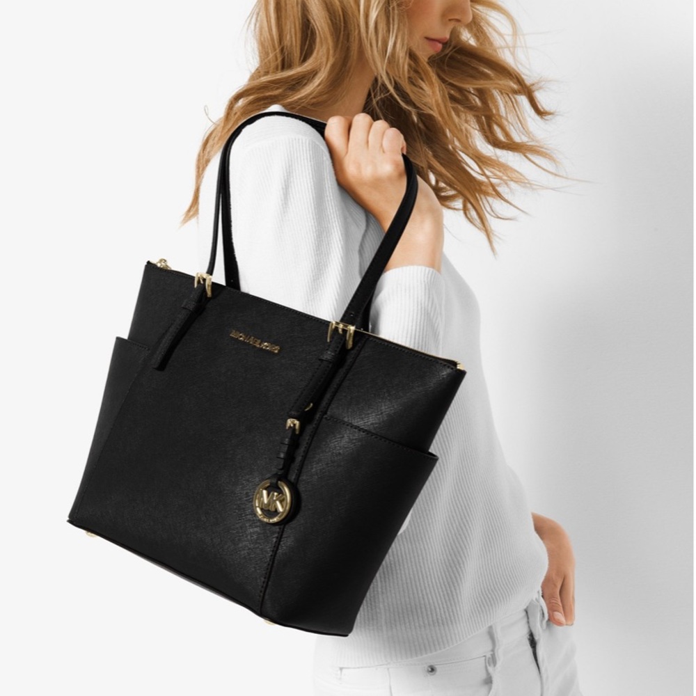 Michael Kors jet set tote bag